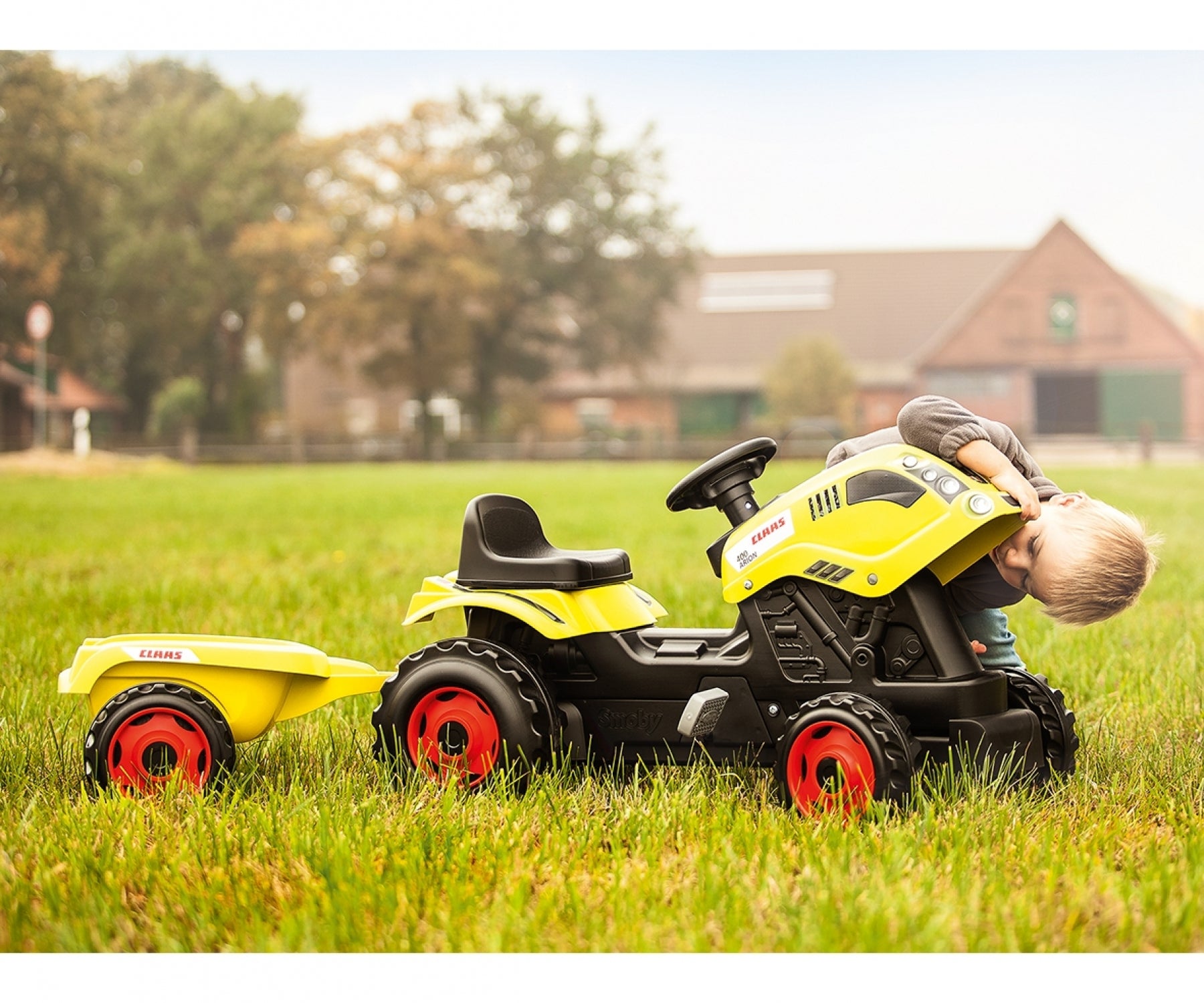 Claas Tracteur Farmer XL + Remorque
